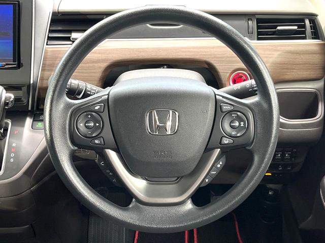 フリード G・ホンダセンシング 両側電動スライドドア KENWOOD製8インチナビ バックカメラ ホンダセンシング レーダークルーズ 禁煙車 LEDヘッド ETC オートライト オートエアコン Bluetooth再生(11枚目)