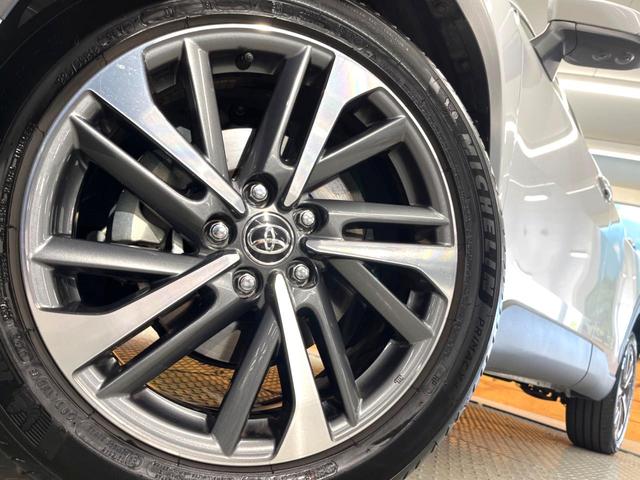 カローラクロス ハイブリッド Z ガラスルーフ パノラミックビューモニター トヨタセーフティセンス ブラインドスポットモニター ハンズフリーパワーバックドア 10.5インチディスプレイオーディオ LEDヘッドライト パワーシート(13枚目)