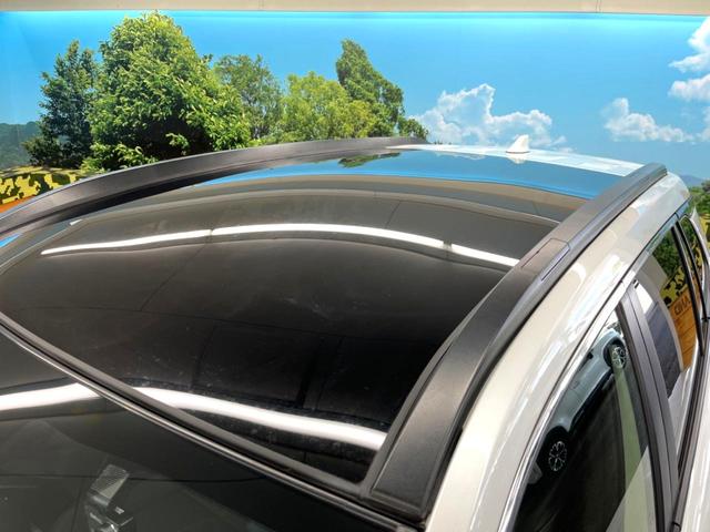 カローラクロス ハイブリッド Z ガラスルーフ パノラミックビューモニター トヨタセーフティセンス ブラインドスポットモニター ハンズフリーパワーバックドア 10.5インチディスプレイオーディオ LEDヘッドライト パワーシート(32枚目)