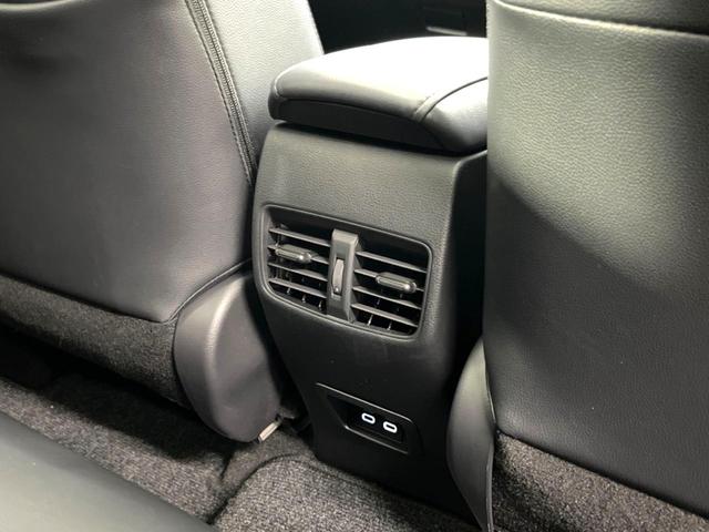 カローラクロス ハイブリッド Z ガラスルーフ パノラミックビューモニター トヨタセーフティセンス ブラインドスポットモニター ハンズフリーパワーバックドア 10.5インチディスプレイオーディオ LEDヘッドライト パワーシート(40枚目)