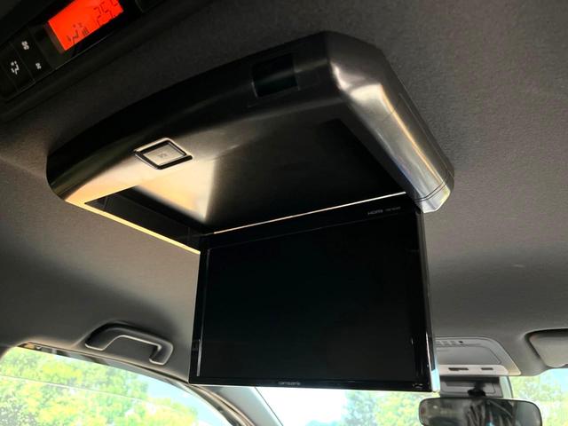 ヴォクシー ZS 煌III 禁煙車 1オーナー Pioneer9インチナビ フリップダウンモニター バックカメラ 両側パワースライドドア セーフティセンス インテリジェントクリアランスソナー ナノイーオートエアコン ETC(5枚目)