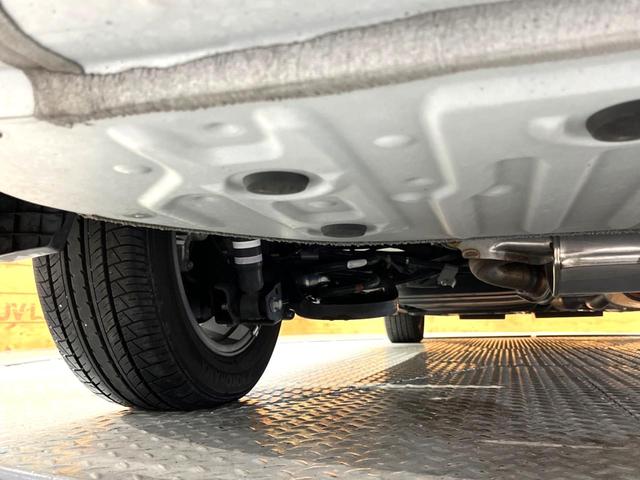 ヴォクシー ZS 煌III 禁煙車 1オーナー Pioneer9インチナビ フリップダウンモニター バックカメラ 両側パワースライドドア セーフティセンス インテリジェントクリアランスソナー ナノイーオートエアコン ETC(59枚目)