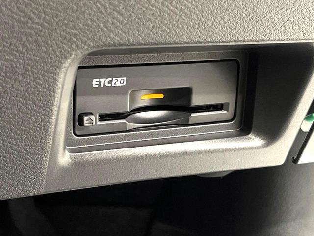 セレナ ｅ－パワー　ハイウェイスターＶ　登録済未使用車　２トーンカラー　１２．３インチナビ　アラウンドビュー　プロパイロット　両側ハンズフリーパワスラ　インテリジェントルームミラー　後側方車両検知　前後ドラレコ　ＥＴＣ２．０　ＨＤＭＩ（27枚目）