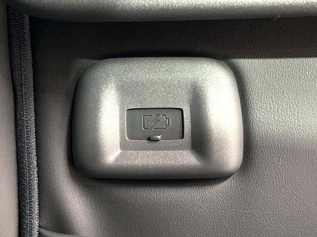 セレナ ｅ－パワー　ハイウェイスターＶ　登録済未使用車　２トーンカラー　１２．３インチナビ　アラウンドビュー　プロパイロット　両側ハンズフリーパワスラ　インテリジェントルームミラー　後側方車両検知　前後ドラレコ　ＥＴＣ２．０　ＨＤＭＩ（49枚目）