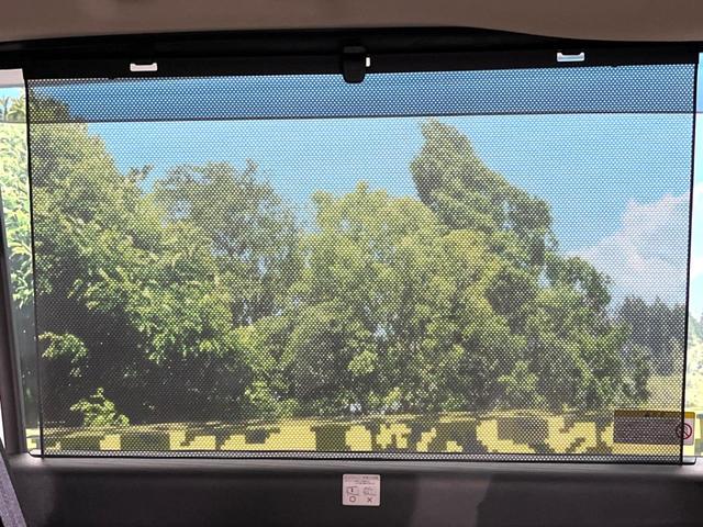 セレナ ハイウェイスターV 禁煙車 フリップダウンモニター 両側ハンズフリーパワースライドドア プロパイロット 純正9インチナビ バックカメラ インテリジェントエマージェンシーブレーキ ドライブレコーダー ビルトインETC(40枚目)