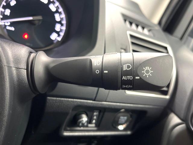 ランドクルーザープラド ＴＸ　Ｌパッケージ　７０ｔｈアニバーサリーリミテッド　サンルーフ　パノラミックビューモニター　シートベンチレーション　トヨタセーフティセンス　デジタルインナーミラー　レーダークルーズコントロール　ＬＥＤヘッドライト　革巻きステアリング　ＥＴＣ２．０（39枚目）