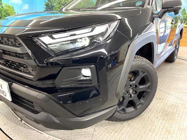 ＲＡＶ４ ハイブリッドアドベンチャー　オフロードパッケージＩＩ　トヨタセーフティセンス　ブラインドスポットモニター　レーダークルーズコントロール　純正１０．５インチディスプレイオーディオ　ＬＥＤヘッドライト　純正１８インチアルミホイール　ＥＴＣ２．０（12枚目）