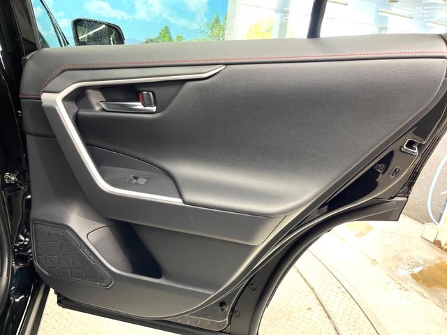 ＲＡＶ４ ハイブリッドアドベンチャー　オフロードパッケージＩＩ　トヨタセーフティセンス　ブラインドスポットモニター　レーダークルーズコントロール　純正１０．５インチディスプレイオーディオ　ＬＥＤヘッドライト　純正１８インチアルミホイール　ＥＴＣ２．０（40枚目）