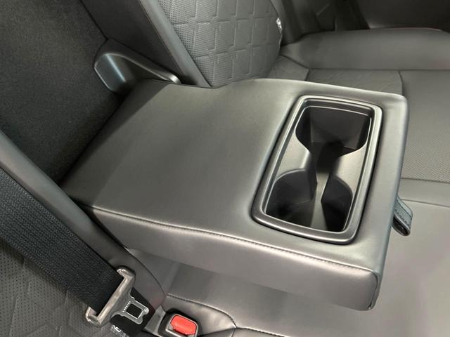 ＲＡＶ４ ハイブリッドアドベンチャー　オフロードパッケージＩＩ　トヨタセーフティセンス　ブラインドスポットモニター　レーダークルーズコントロール　純正１０．５インチディスプレイオーディオ　ＬＥＤヘッドライト　純正１８インチアルミホイール　ＥＴＣ２．０（42枚目）