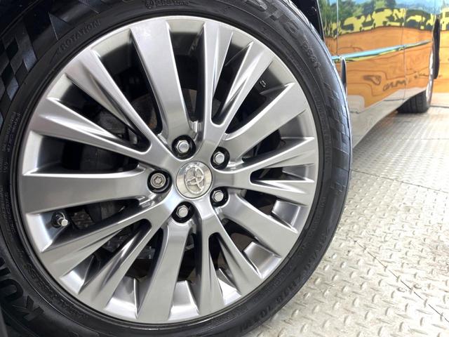 ヴェルファイア ２．４Ｚ　ゴールデンアイズＩＩ　両側電動スライドドア　純正８インチナビ　フリップダウン　禁煙車　パワーバックドア　クリアランスソナー　スマートキー　ＨＩＤヘッド　ＥＴＣ　クルコン　オートライト　オートエアコン　純正１８インチＡＷ（14枚目）