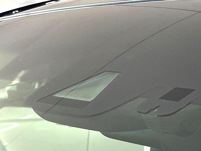 アルファード ２．５Ｓ　Ｃパッケージ　禁煙車　メーカーナビ　リアエンターテインメントシステム　パノラミックビュー　ＪＢＬプレミアムサウンド　シートベンチレーション　ブラインドスポット　シーケンシャルターンランプ　セーフティセンス（22枚目）