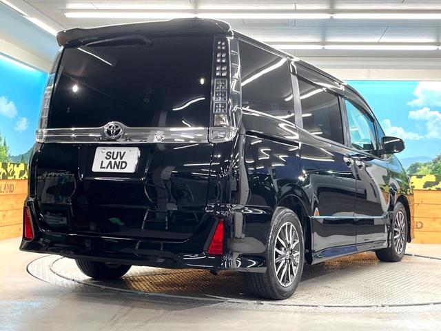 ヴォクシー ＺＳ　煌　両側電動スライドドア　Ｐａｎａｓｏｎｉｃ製１０インチナビ　バックカメラ　セーフティセンスＣ　禁煙車　スマートキー　ＬＥＤヘッド　ＥＴＣ　オートマチックハイビーム　デュアルオートエアコン（17枚目）