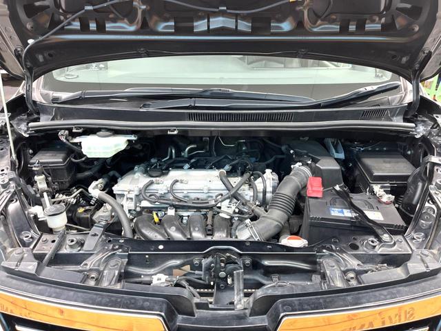 ヴォクシー ＺＳ　煌　両側電動スライドドア　Ｐａｎａｓｏｎｉｃ製１０インチナビ　バックカメラ　セーフティセンスＣ　禁煙車　スマートキー　ＬＥＤヘッド　ＥＴＣ　オートマチックハイビーム　デュアルオートエアコン（18枚目）