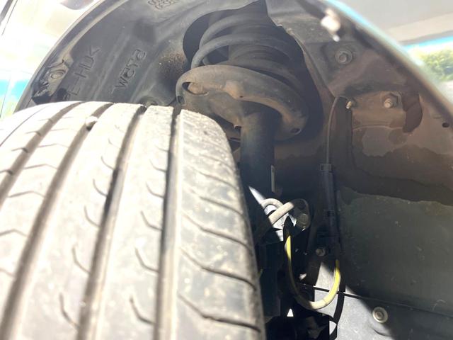 ヴォクシー ＺＳ　煌　両側電動スライドドア　Ｐａｎａｓｏｎｉｃ製１０インチナビ　バックカメラ　セーフティセンスＣ　禁煙車　スマートキー　ＬＥＤヘッド　ＥＴＣ　オートマチックハイビーム　デュアルオートエアコン（20枚目）