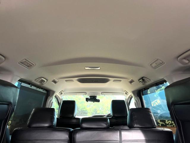 ヴォクシー ＺＳ　煌　両側電動スライドドア　Ｐａｎａｓｏｎｉｃ製１０インチナビ　バックカメラ　セーフティセンスＣ　禁煙車　スマートキー　ＬＥＤヘッド　ＥＴＣ　オートマチックハイビーム　デュアルオートエアコン（22枚目）