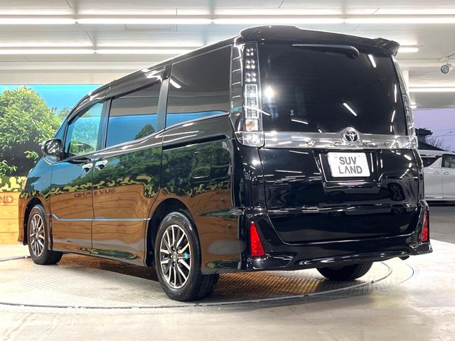 ヴォクシー ＺＳ　煌　両側電動スライドドア　Ｐａｎａｓｏｎｉｃ製１０インチナビ　バックカメラ　セーフティセンスＣ　禁煙車　スマートキー　ＬＥＤヘッド　ＥＴＣ　オートマチックハイビーム　デュアルオートエアコン（26枚目）