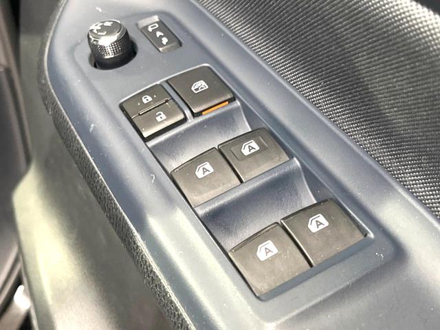 ヴォクシー ＺＳ　煌　両側電動スライドドア　Ｐａｎａｓｏｎｉｃ製１０インチナビ　バックカメラ　セーフティセンスＣ　禁煙車　スマートキー　ＬＥＤヘッド　ＥＴＣ　オートマチックハイビーム　デュアルオートエアコン（37枚目）