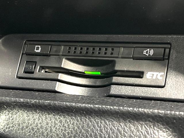 ヴォクシー ＺＳ　煌　両側電動スライドドア　Ｐａｎａｓｏｎｉｃ製１０インチナビ　バックカメラ　セーフティセンスＣ　禁煙車　スマートキー　ＬＥＤヘッド　ＥＴＣ　オートマチックハイビーム　デュアルオートエアコン（38枚目）