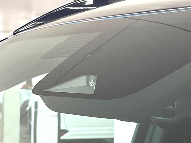 トライトン GSR 4WD ディーゼル 純正9インチナビ 全周囲カメラ eーアシスト AppleCarPlay レーダークルーズ 禁煙車 黒本革シート シートヒーター シートエアコン パワーシート コーナーセンサー(5枚目)