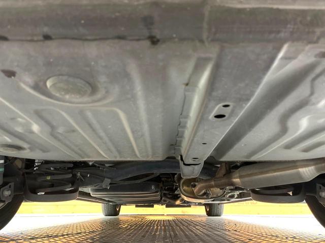 エスクァイア ハイブリッドＧｉ　両側電動スライドドア　トヨタセーフティセンス　禁煙車　ナビ　バックカメラ　ＥＴＣ　Ｂｌｕｅｔｏｏｔｈ再生　フルセグＴＶ　ドラレコ　シートヒーター　合皮シート　ＬＥＤヘッドライト　クルーズコントロール（21枚目）