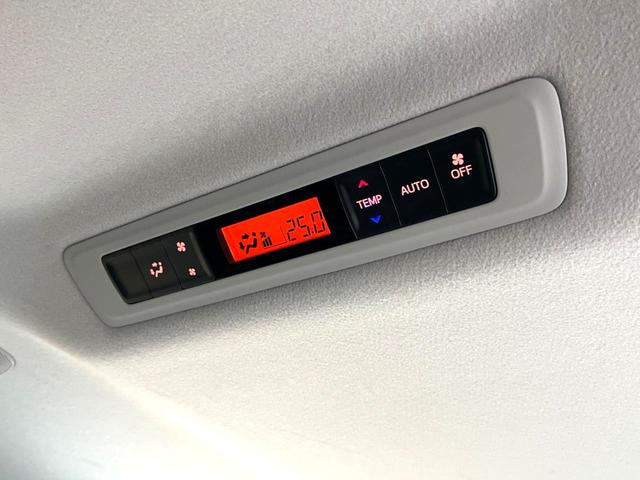 エスクァイア ハイブリッドＧｉ　両側電動スライドドア　トヨタセーフティセンス　禁煙車　ナビ　バックカメラ　ＥＴＣ　Ｂｌｕｅｔｏｏｔｈ再生　フルセグＴＶ　ドラレコ　シートヒーター　合皮シート　ＬＥＤヘッドライト　クルーズコントロール（43枚目）