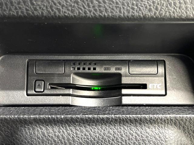 エスクァイア ハイブリッドＧｉ　両側電動スライドドア　トヨタセーフティセンス　禁煙車　ナビ　バックカメラ　ＥＴＣ　Ｂｌｕｅｔｏｏｔｈ再生　フルセグＴＶ　ドラレコ　シートヒーター　合皮シート　ＬＥＤヘッドライト　クルーズコントロール（55枚目）