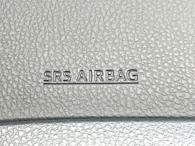 エスクァイア ハイブリッドＧｉ　両側電動スライドドア　トヨタセーフティセンス　禁煙車　ナビ　バックカメラ　ＥＴＣ　Ｂｌｕｅｔｏｏｔｈ再生　フルセグＴＶ　ドラレコ　シートヒーター　合皮シート　ＬＥＤヘッドライト　クルーズコントロール（57枚目）