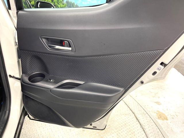 Ｃ－ＨＲ Ｓ　ＬＥＤパッケージ　トヨタセーフティセンス　レーダークルーズコントロール　ビルトインＥＴＣ　Ｂｌｕｅｔｏｏｔｈ再生　ＬＥＤヘッドライト　シーケンシャルターンランプ　純正１７インチアルミホイール　革巻きステアリング（33枚目）