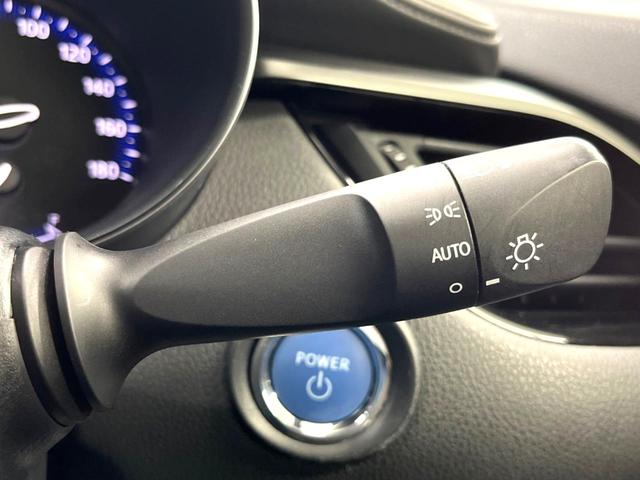 Ｃ－ＨＲ Ｓ　ＬＥＤパッケージ　トヨタセーフティセンス　レーダークルーズコントロール　ビルトインＥＴＣ　Ｂｌｕｅｔｏｏｔｈ再生　ＬＥＤヘッドライト　シーケンシャルターンランプ　純正１７インチアルミホイール　革巻きステアリング（40枚目）