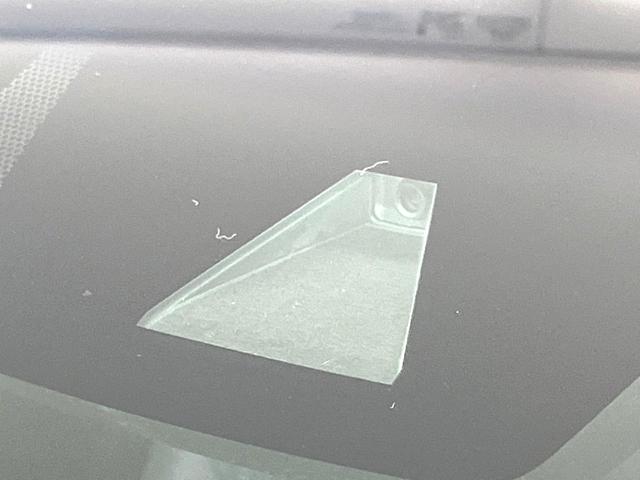 ハリアーハイブリッド Z レザーパッケージ 禁煙車 12.3インチナビ パノラミックビュー JBL ブラインドスポット シートベンチレーション 革シート メモリー付パワーシート ハンズフリーパワーバックドア セーフティセンス レーダークルーズ(22枚目)