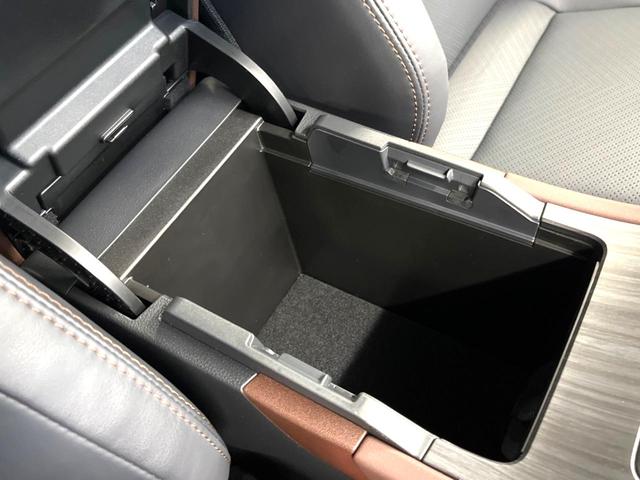 ハリアーハイブリッド Z レザーパッケージ 禁煙車 12.3インチナビ パノラミックビュー JBL ブラインドスポット シートベンチレーション 革シート メモリー付パワーシート ハンズフリーパワーバックドア セーフティセンス レーダークルーズ(46枚目)