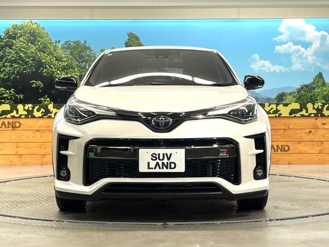 C-HR S GRスポーツ 禁煙車 パノラミックビュー 8インチディスプレイオーディオ シートヒーター OP19インチAW GRスポーツシート チューニングサスペンション セーフティセンス レーダークルーズ ETC(15枚目)