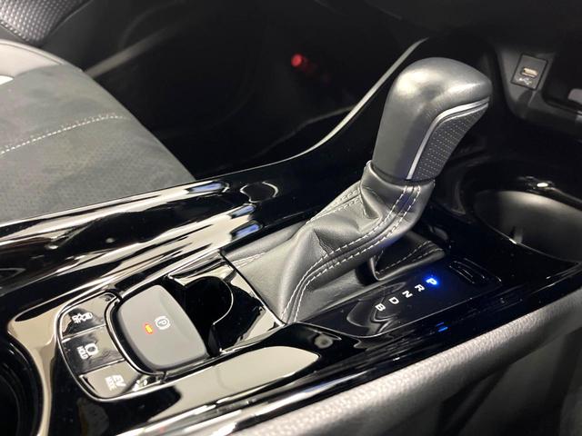 C-HR S GRスポーツ 禁煙車 パノラミックビュー 8インチディスプレイオーディオ シートヒーター OP19インチAW GRスポーツシート チューニングサスペンション セーフティセンス レーダークルーズ ETC(26枚目)