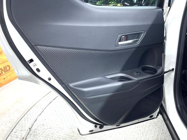 C-HR S GRスポーツ 禁煙車 パノラミックビュー 8インチディスプレイオーディオ シートヒーター OP19インチAW GRスポーツシート チューニングサスペンション セーフティセンス レーダークルーズ ETC(36枚目)