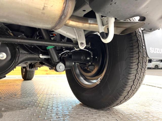 お車を安心してお乗りいただく為には、足回りの定期点検が欠かせません。サービスサポート（有償保証）では無料点検もご提供しており、安心のカーライフをお過ごしいただけるサポート体制が整っています。