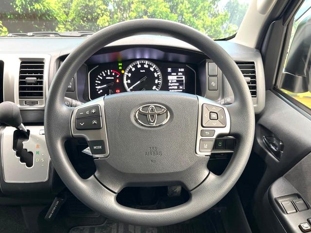 ハイエースワゴン GL トヨタセーフティセンス 禁煙車 クリアランスソナー スマートキー LEDヘッド オートハイビーム 車線逸脱警報 オートライト オートエアコン 純正15インチアルミホイール LEDフォグ(11枚目)