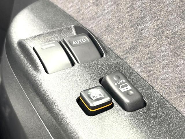 ハイエースワゴン GL トヨタセーフティセンス 禁煙車 クリアランスソナー スマートキー LEDヘッド オートハイビーム 車線逸脱警報 オートライト オートエアコン 純正15インチアルミホイール LEDフォグ(33枚目)