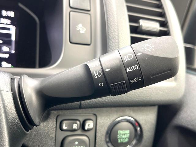 ハイエースワゴン GL トヨタセーフティセンス 禁煙車 クリアランスソナー スマートキー LEDヘッド オートハイビーム 車線逸脱警報 オートライト オートエアコン 純正15インチアルミホイール LEDフォグ(38枚目)