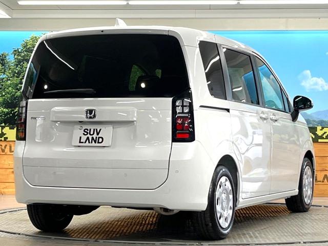 フリード エアー　登録済未使用車　純正８インチディスプレイオーディオ　バックカメラ　両側パワースライドドア　ホンダセンシング　渋滞追従付アダプティブクルーズ　Ｂｌｕｅｔｏｏｔｈ　ＡｐｐｌｅＣａｒＰｌａｙ　ＬＥＤヘッド（18枚目）