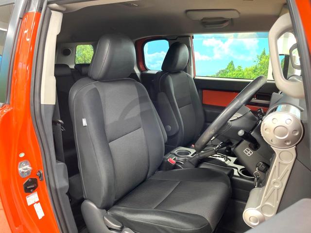 FJクルーザー カラーパッケージ 禁煙車 Panasonicナビフルセグ バックカメラ ドライブレコーダー ETC Bluetooth クルーズコントロール バックソナー リアフォグランプ 革巻きステアリング(9枚目)