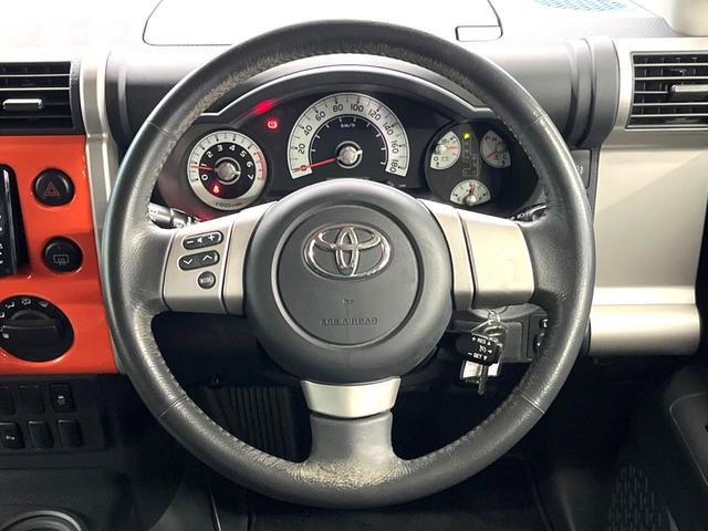 FJクルーザー カラーパッケージ 禁煙車 Panasonicナビフルセグ バックカメラ ドライブレコーダー ETC Bluetooth クルーズコントロール バックソナー リアフォグランプ 革巻きステアリング(12枚目)