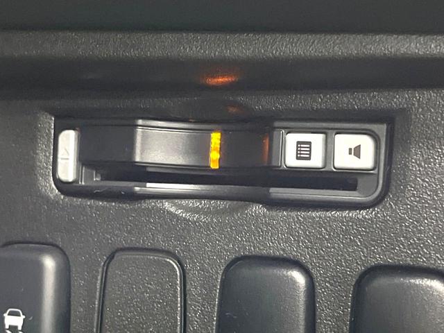 【ＥＴＣ】高速道路の料金所をストレスなく通過！話題のスポットやサービスエリアに多い「スマートＩＣ」利用時は必須のアイテムです。当店でセットアップを実施、ご納車当日からすぐにご利用いただけます！