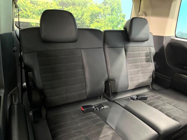 ３列目シートはもちろん状態良好☆大人でもゆったりと座って頂けますので、大人数でのお出かけもラクラクです♪ご家族で、気の知れた仲間で、ドライブに行くのが楽しみですね♪