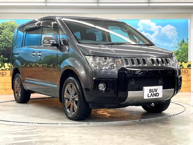 高透明度のガラス皮膜で撥水はもちろん、上質なツヤ・光沢を実現。紫外線や酸性雨から大切な愛車を保護し、色あせ・劣化を防止。「弾スプラッシュコート」、「弾プリミッサコート」からお選びいただけます。