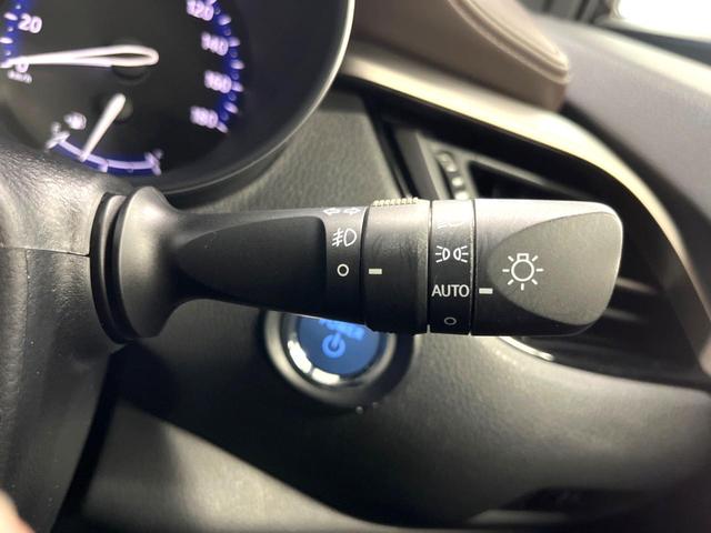 C-HR G 禁煙車 1オーナー 純正ナビフルセグ バックカメラ ブラインドスポットモニター セーフティセンス レーダークルーズ ハーフレザーシート シートヒーター クリアランスソナー ETC Bluetooth(32枚目)