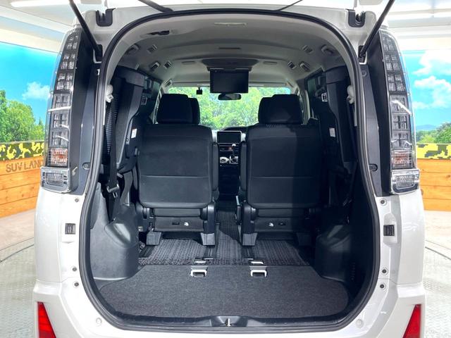 ヴォクシー ZS 煌II 禁煙車 1オーナー 純正9インチナビ バックカメラ フリップダウン 両側パワースライドドア セーフティセンス ドライブレコーダー ETC フルセグ DVD Bluetooth LEDヘッド(11枚目)