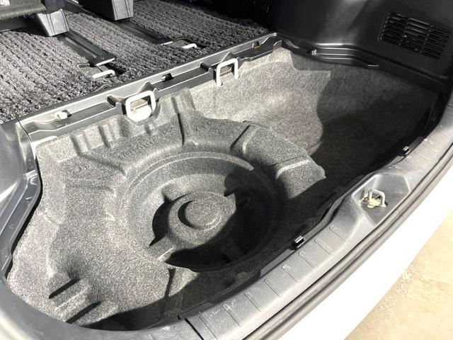 ヴォクシー ZS 煌II 禁煙車 1オーナー 純正9インチナビ バックカメラ フリップダウン 両側パワースライドドア セーフティセンス ドライブレコーダー ETC フルセグ DVD Bluetooth LEDヘッド(45枚目)