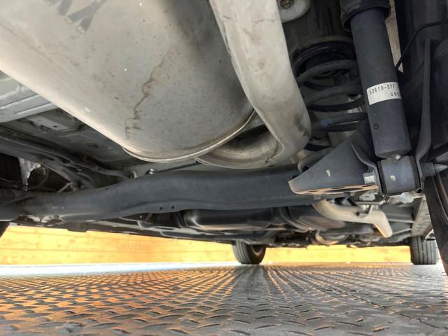 フリード Ｇ　エアロ　ジャストセレクション　両側電動ドア　純正ナビ　バックカメラ　ＥＴＣ　ＨＩＤヘッドランプ　７人乗り　ＣＤ再生　盗難防止装置　プライバシーガラス　オートライト（21枚目）