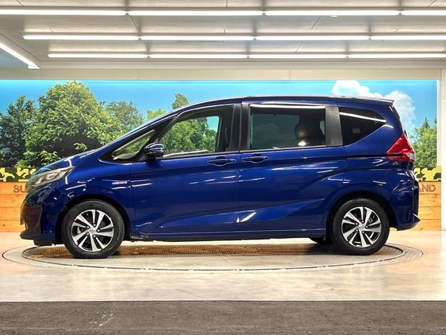 フリードハイブリッド ハイブリッド・ＥＸ　両側電動スライドドア　フリップダウンモニター　バックカメラ　ホンダセンシング　レーダークルーズコントロール　禁煙車　ハーフレザーシート　ドライブレコーダー　コーナーセンサー　前席シートヒーター　ＥＴＣ（33枚目）