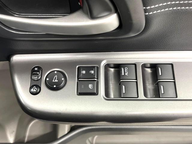 フリードハイブリッド ハイブリッド・ＥＸ　両側電動スライドドア　フリップダウンモニター　バックカメラ　ホンダセンシング　レーダークルーズコントロール　禁煙車　ハーフレザーシート　ドライブレコーダー　コーナーセンサー　前席シートヒーター　ＥＴＣ（41枚目）
